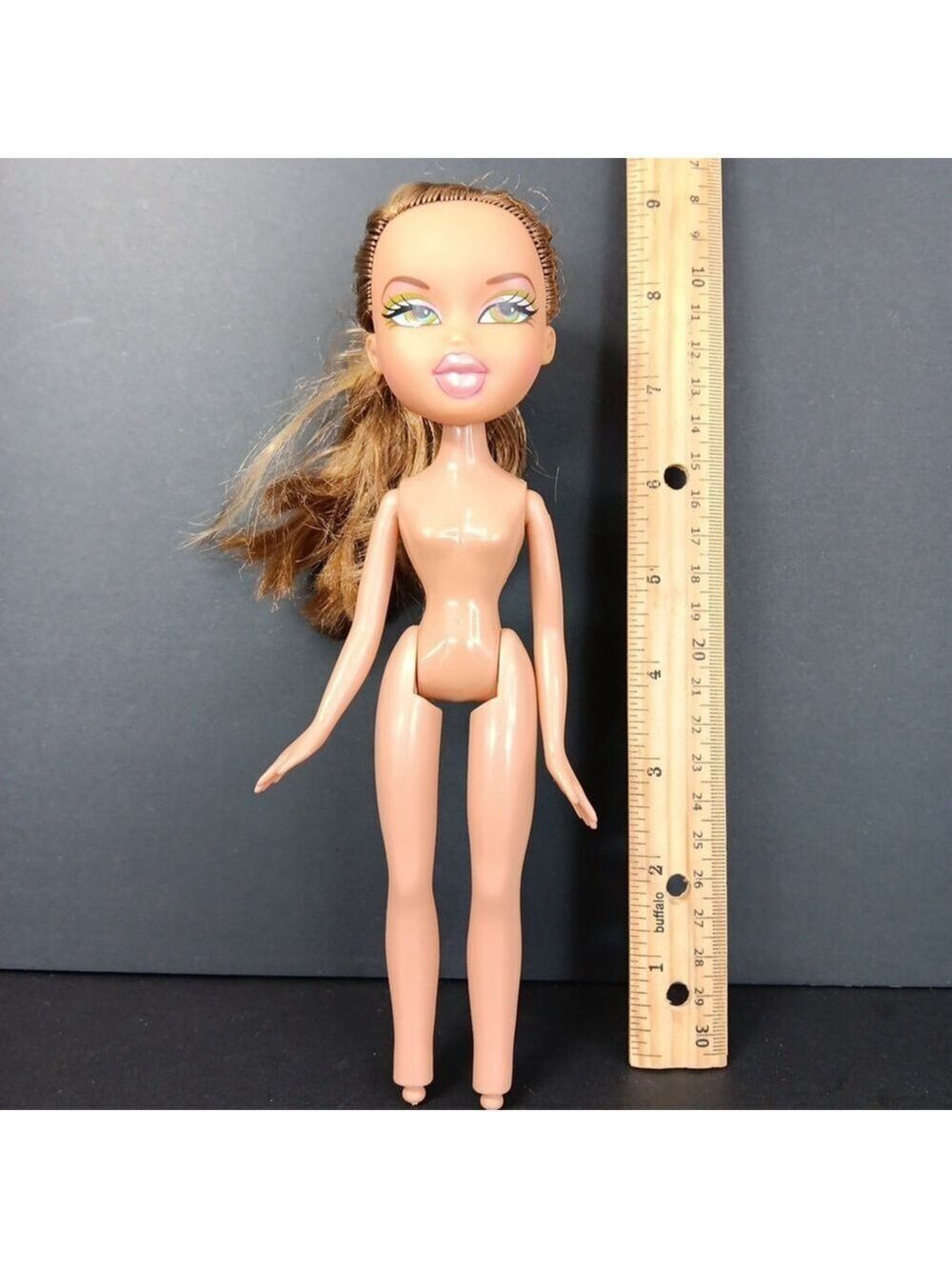 Vintage Bratz 2001 MGA Doll Funk Out Fianna Doll Very Good Condition CN